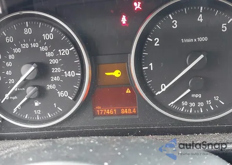 2015 BMW X1 xDrive28I z USA, uszkodzony, nr VIN WBAVL1C52FVY29722